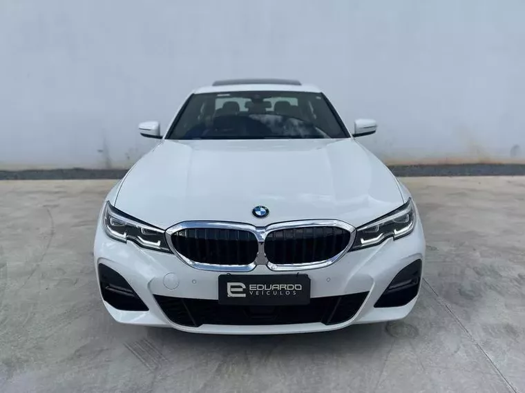 BMW 320i Branco 1