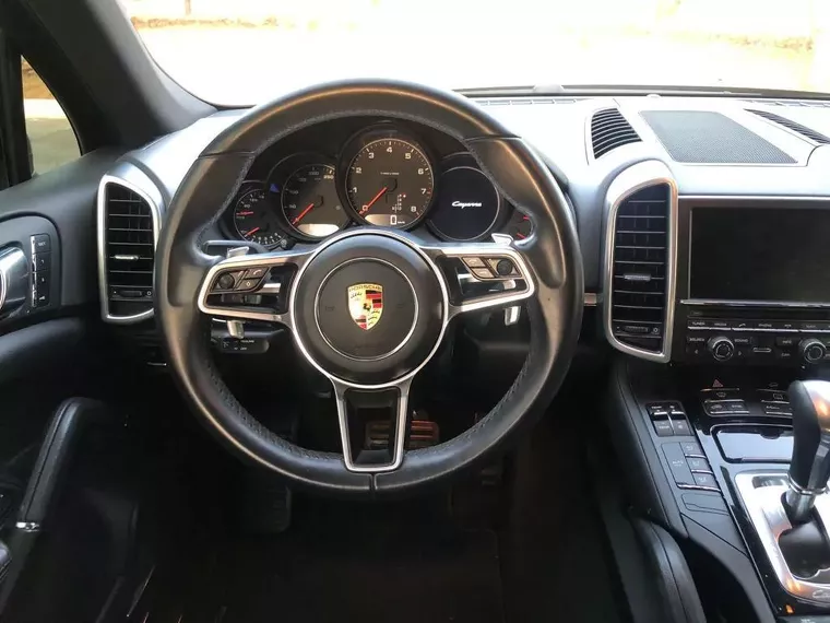 Porsche Cayenne Preto 16