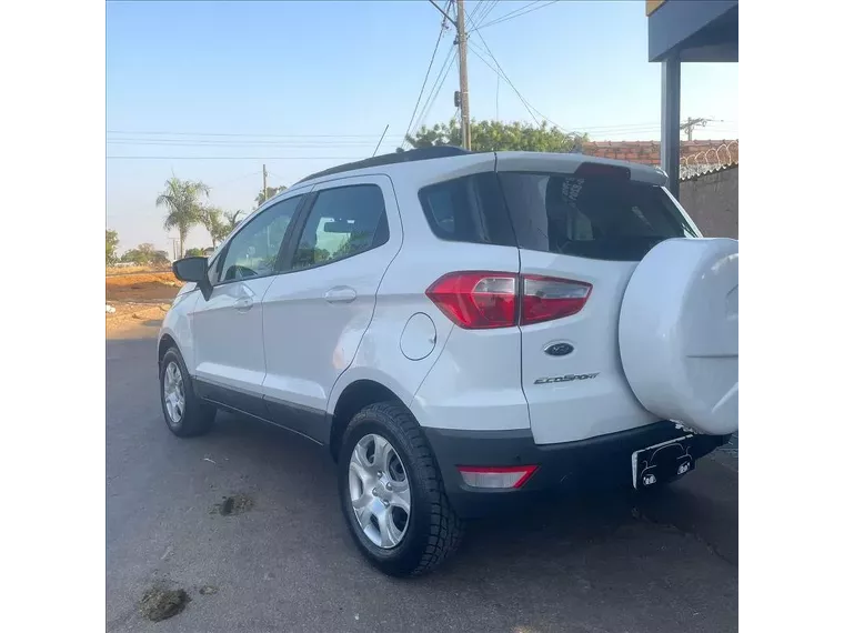 Ford Ecosport Branco 3