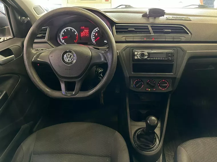 Volkswagen Voyage Prata 5