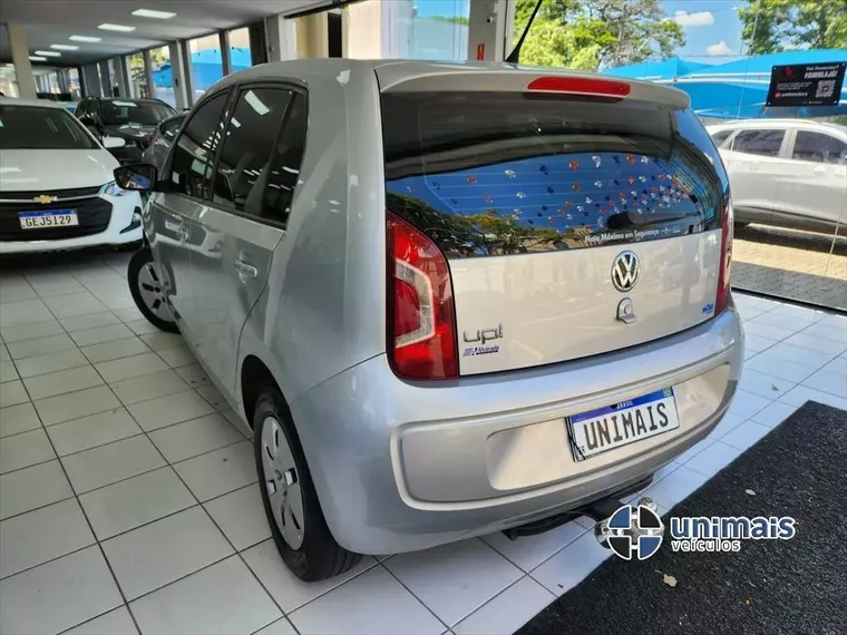 Volkswagen UP Prata 11