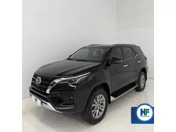 Toyota Hilux SW4