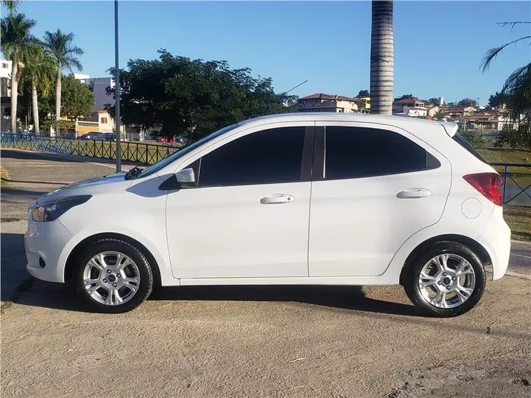 Ford KA Branco 4