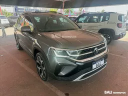 Volkswagen Taos