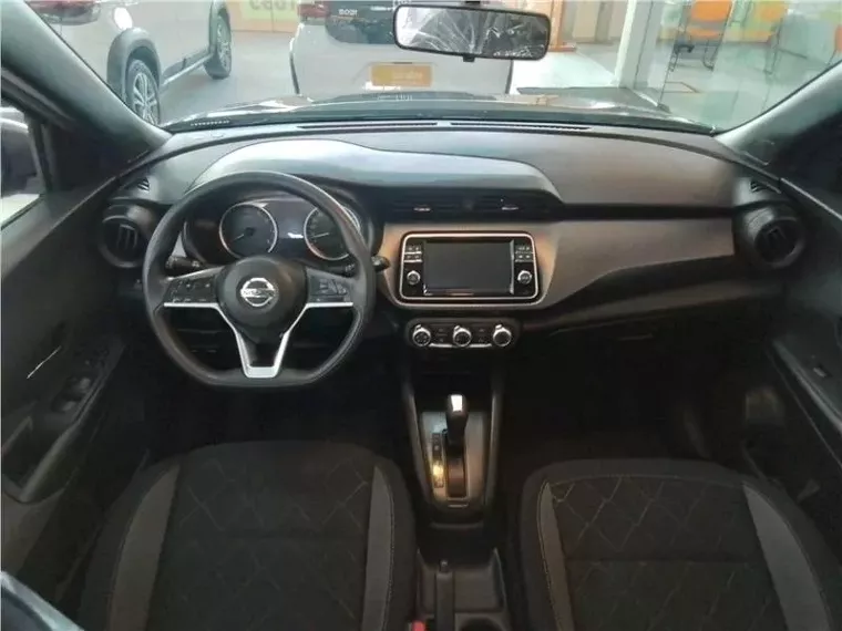 Nissan Kicks Cinza 9