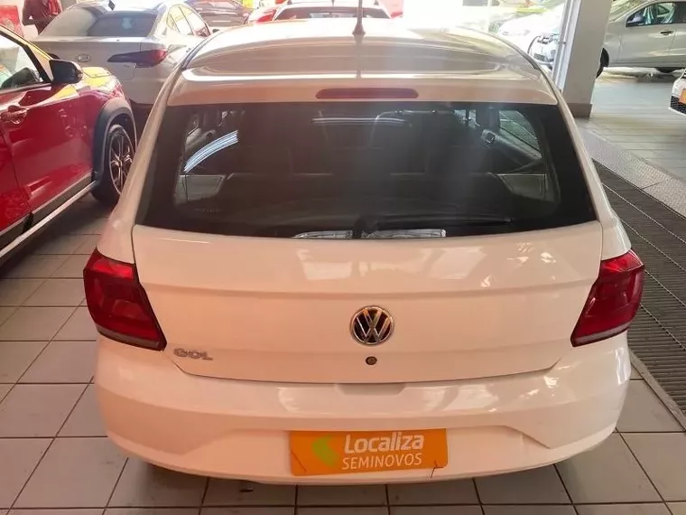 Volkswagen Gol Branco 4