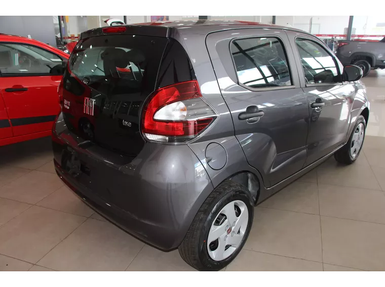 Fiat Mobi Cinza 8