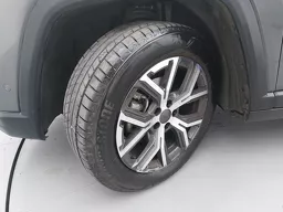 Jeep Commander