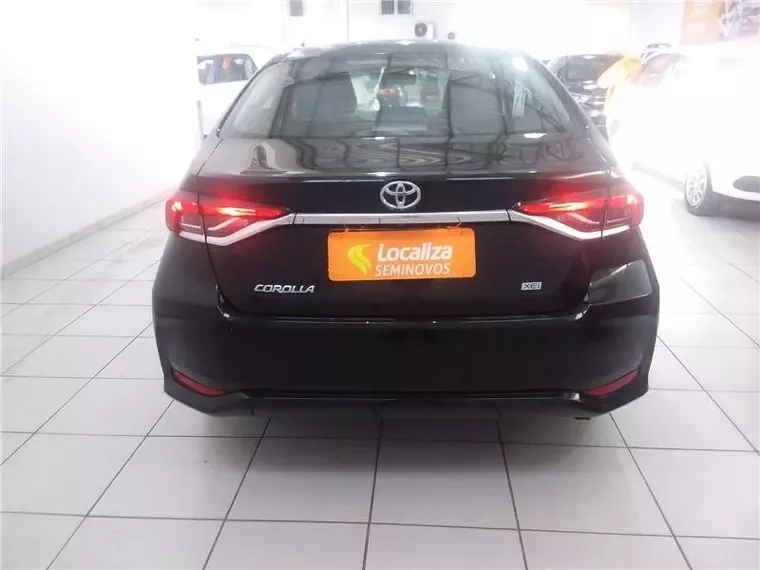 Toyota Corolla Preto 9