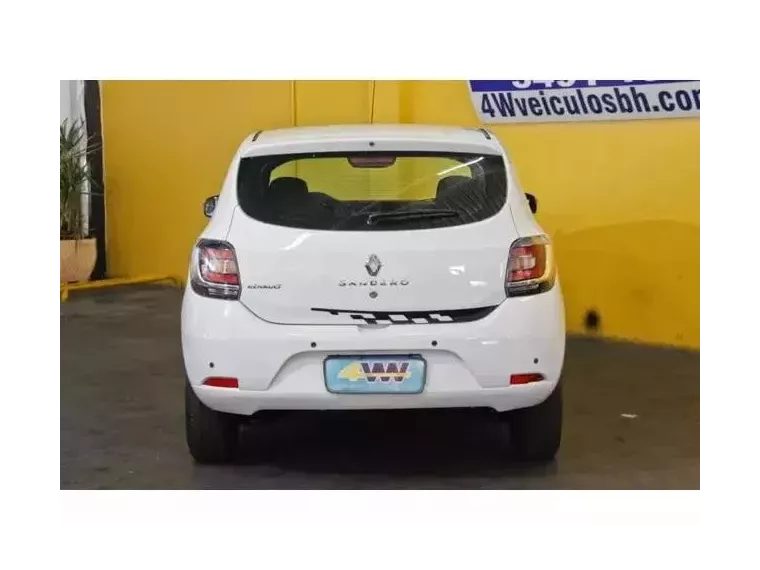 Renault Sandero Branco 1