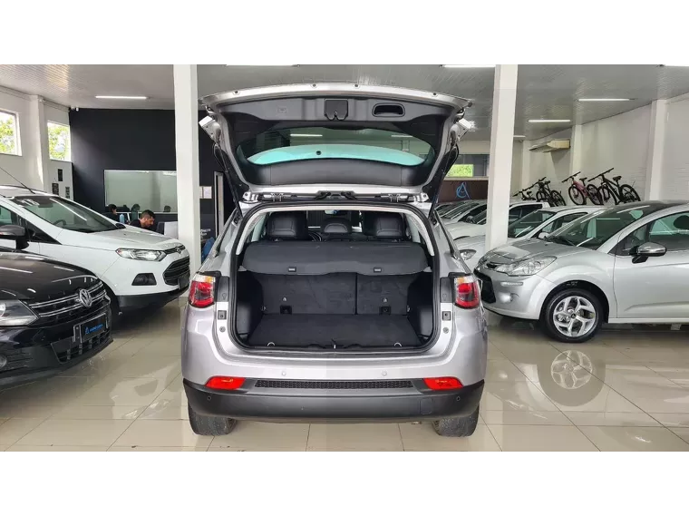 Jeep Compass Prata 14