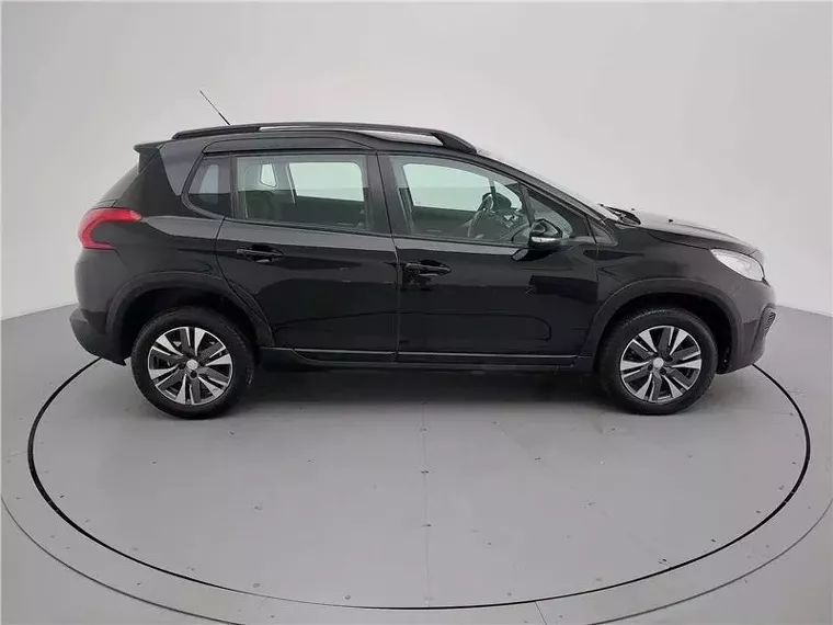 Peugeot 2008 Preto 3