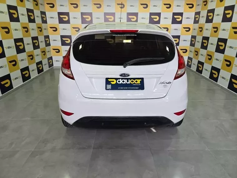 Ford Fiesta Branco 6