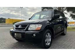 Mitsubishi Pajero Full