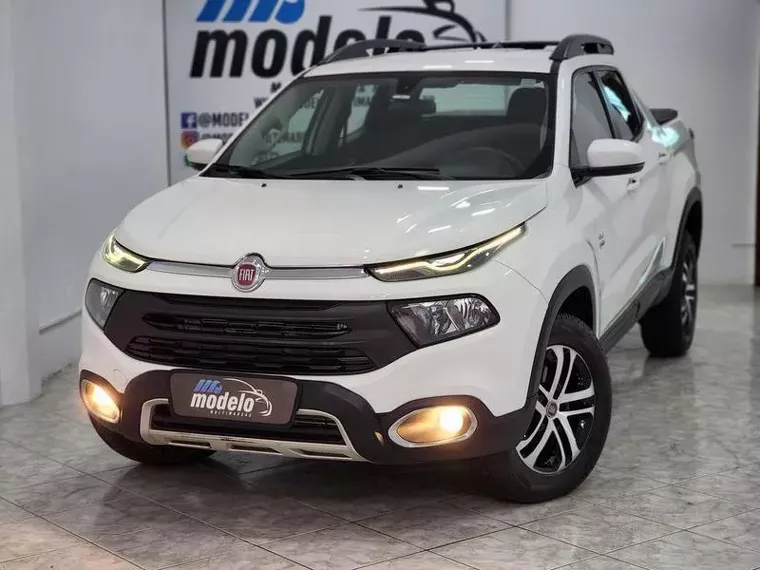 Fiat Toro Branco 13