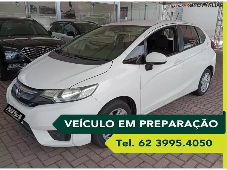 Honda FIT Branco 1