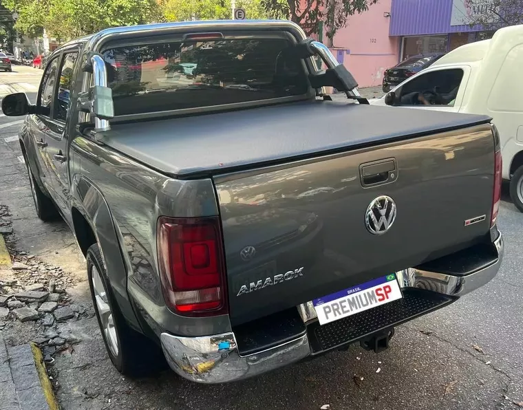 Volkswagen Amarok Cinza 2