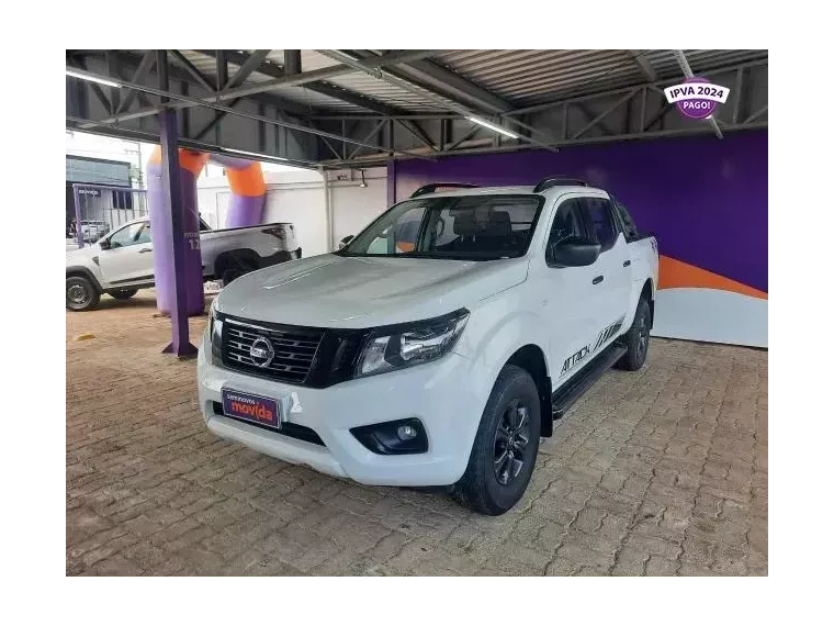 Nissan Frontier Branco 1