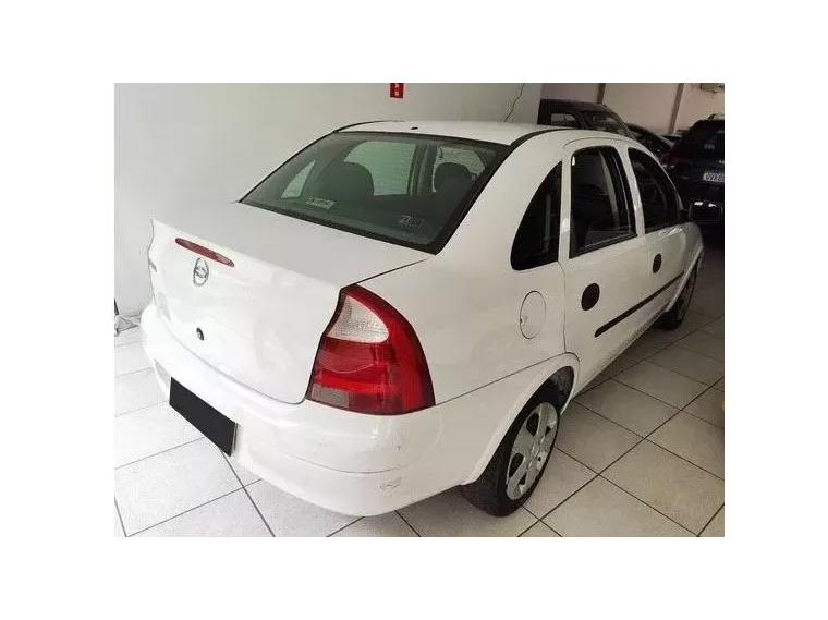 Chevrolet Corsa Branco 1