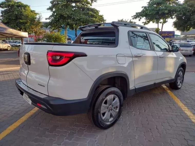 Fiat Toro Branco 10