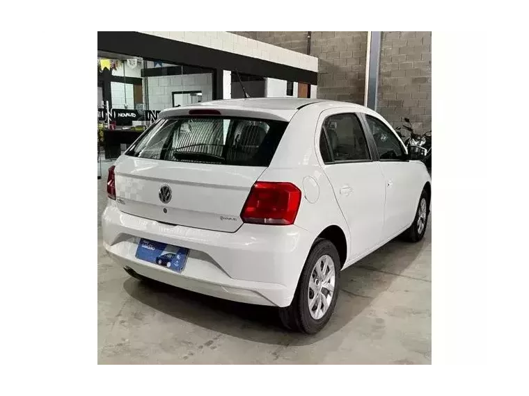 Volkswagen Gol Branco 9