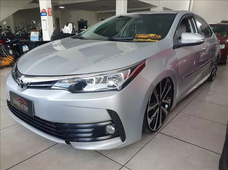 Toyota Corolla Prata 7