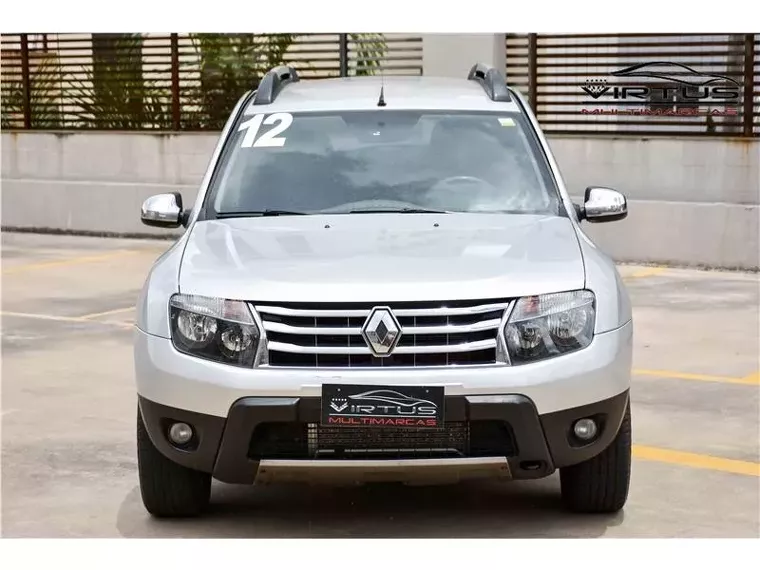 Renault Duster Prata 20