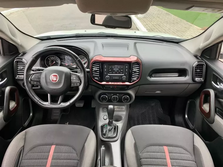 Fiat Toro Branco 5