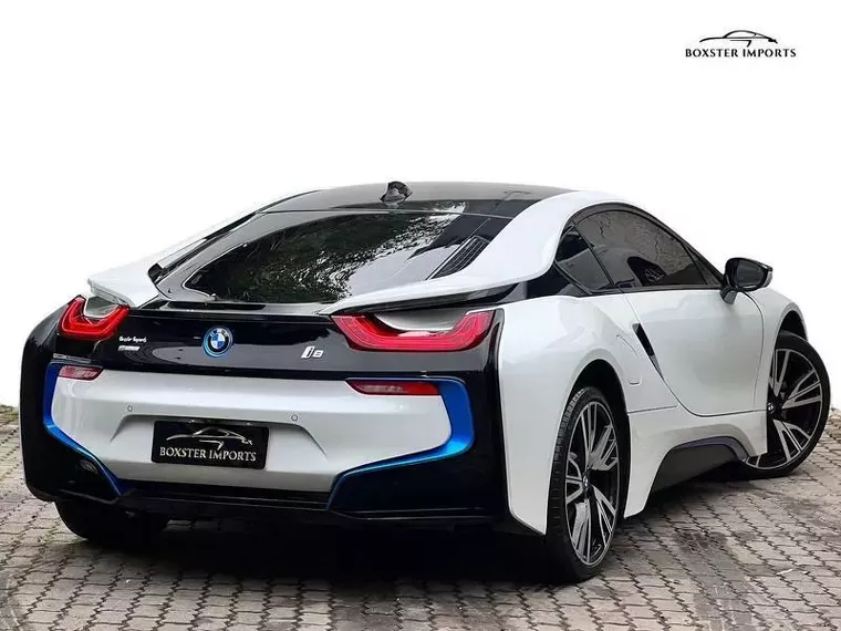 BMW i8 Branco 5