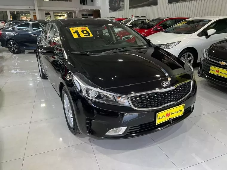 KIA Cerato Preto 11