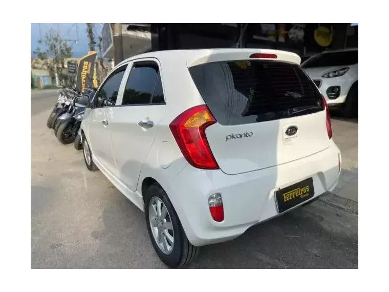 KIA Picanto Branco 2