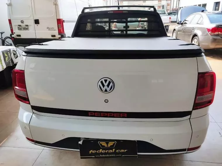 Volkswagen Saveiro Branco 8