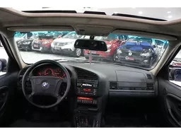 BMW 328i