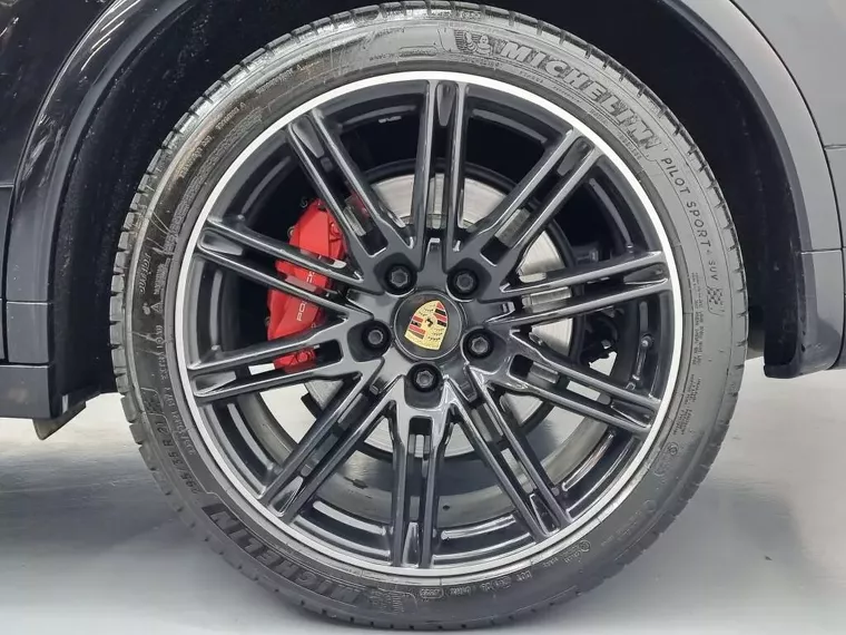 Porsche Cayenne Preto 19