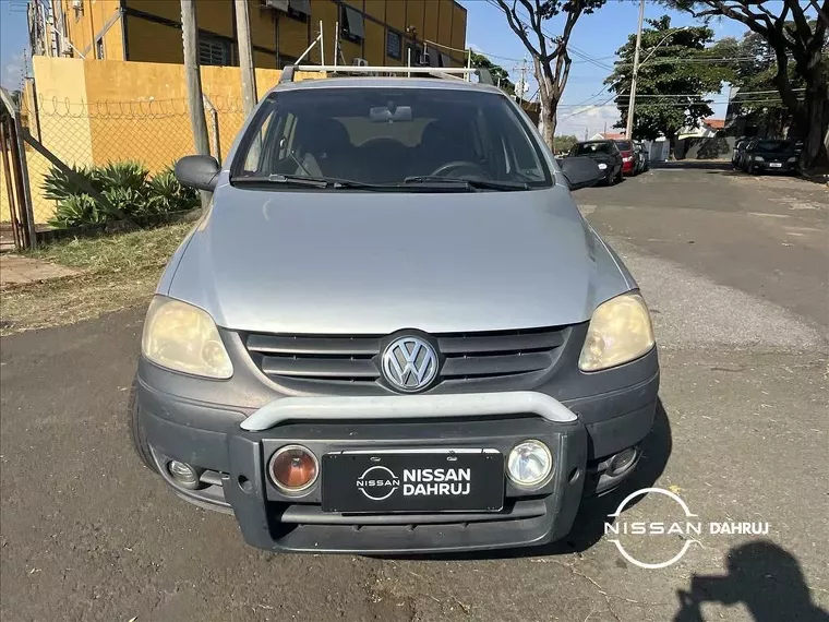 Volkswagen Crossfox Prata 2