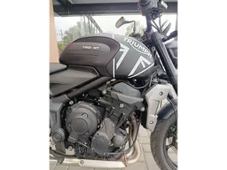 Triumph Trident