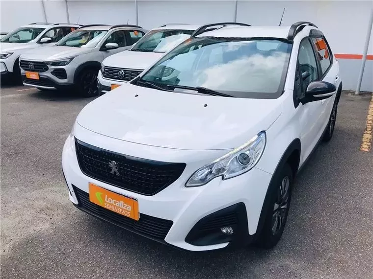 Peugeot 2008 Branco 4