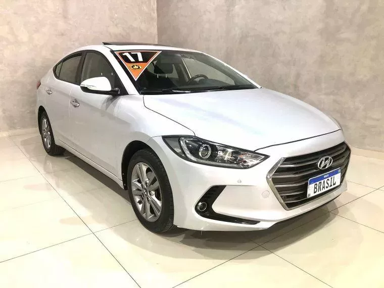 Hyundai Elantra Prata 15