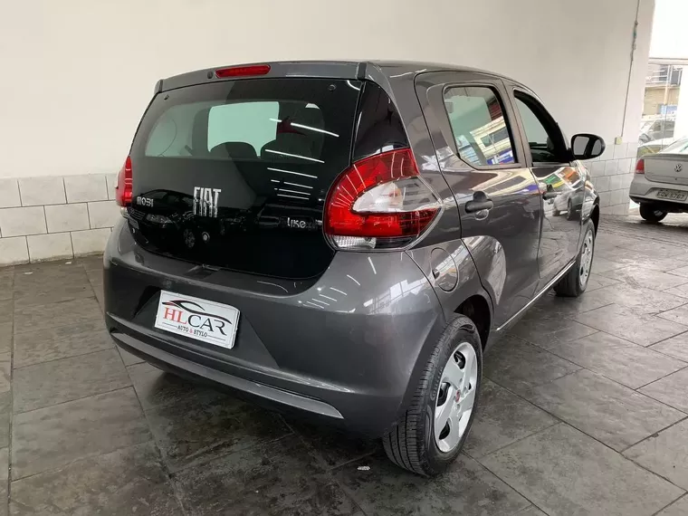 Fiat Mobi Cinza 8