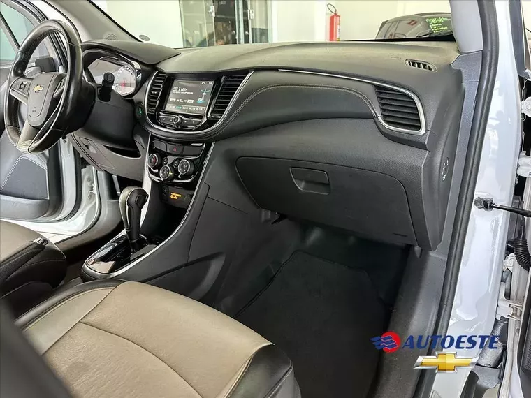 Chevrolet Tracker Branco 12