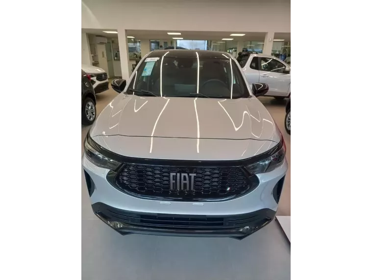 Fiat Fastback Prata 4