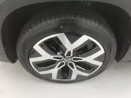 Volkswagen Taos