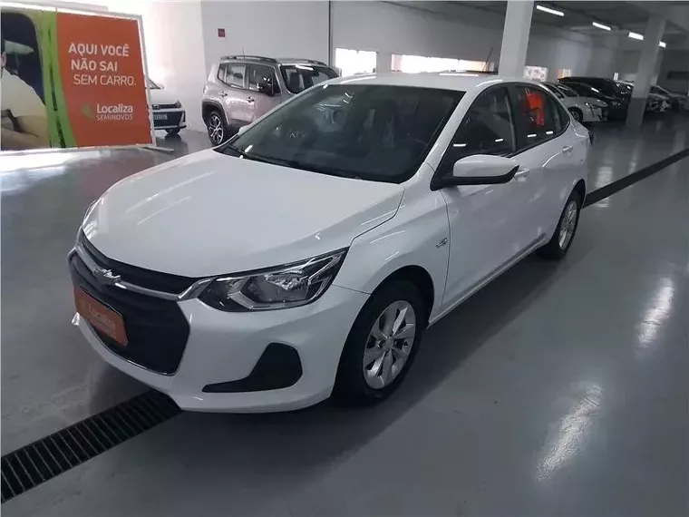 Chevrolet Onix Branco 3