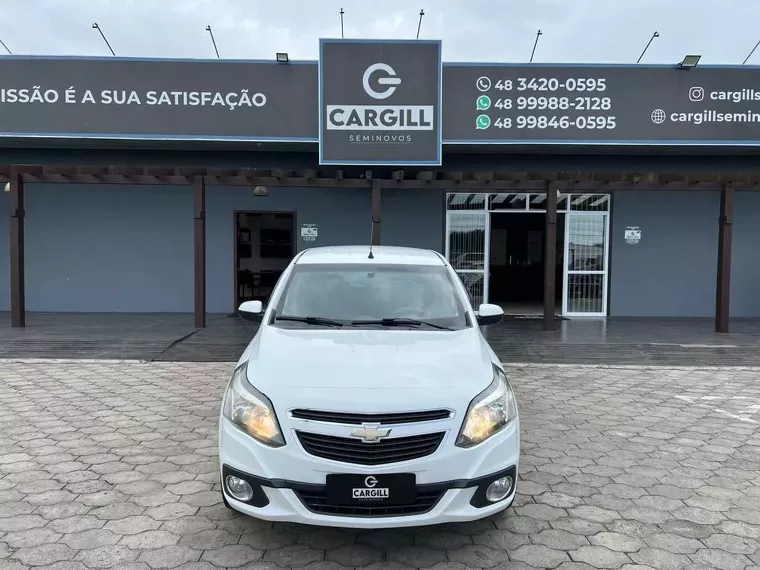 Chevrolet Agile Branco 1