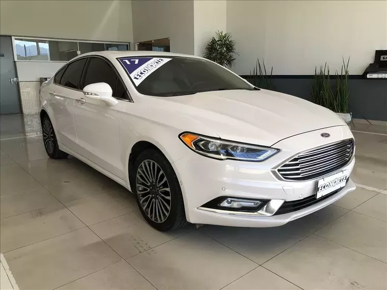 Ford Fusion Branco 6