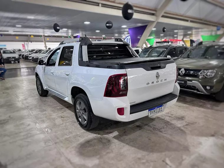 Renault Duster Oroch Branco 8