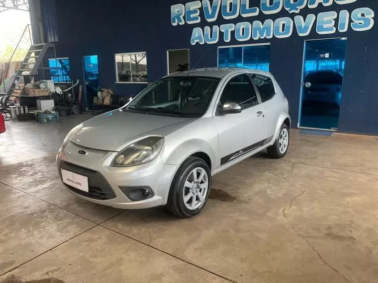 Ford KA Prata 3