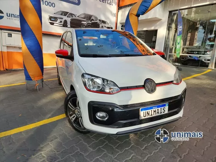 Volkswagen UP Branco 1