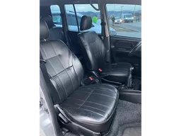 Mitsubishi Pajero TR4