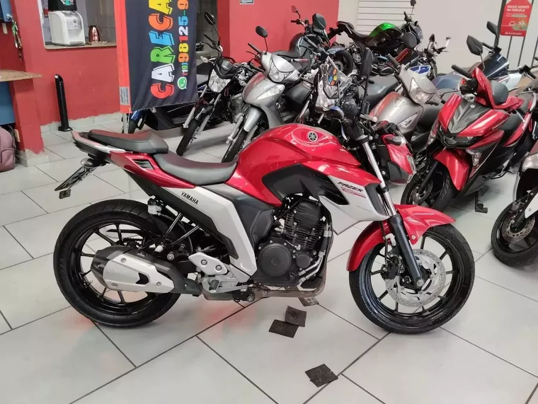 Yamaha Fazer 250 Vermelho 9